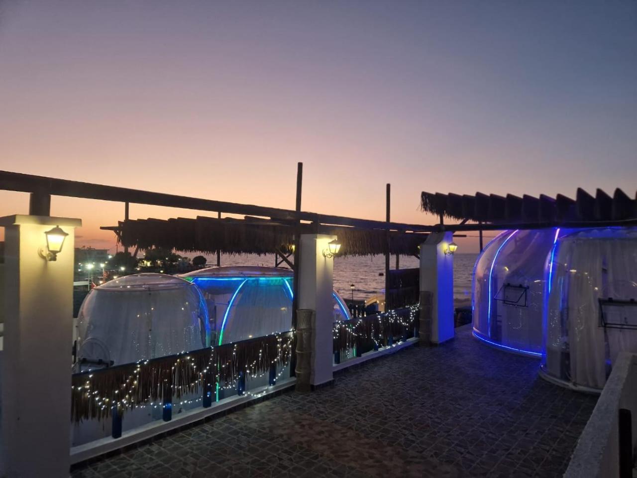 Gloo Glamping 