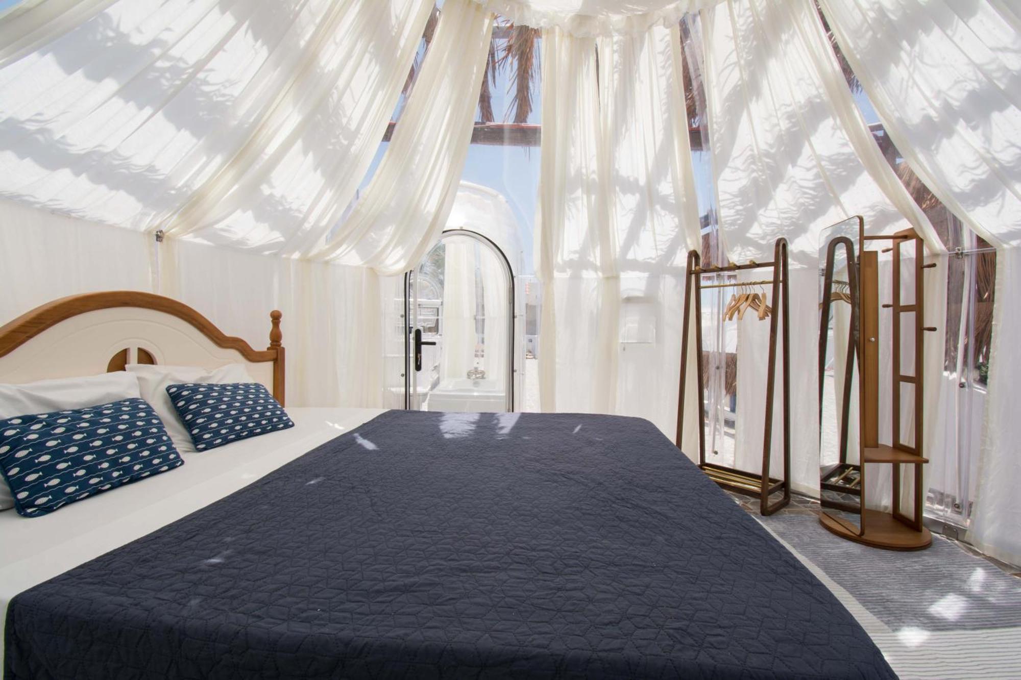 Gloo Glamping 