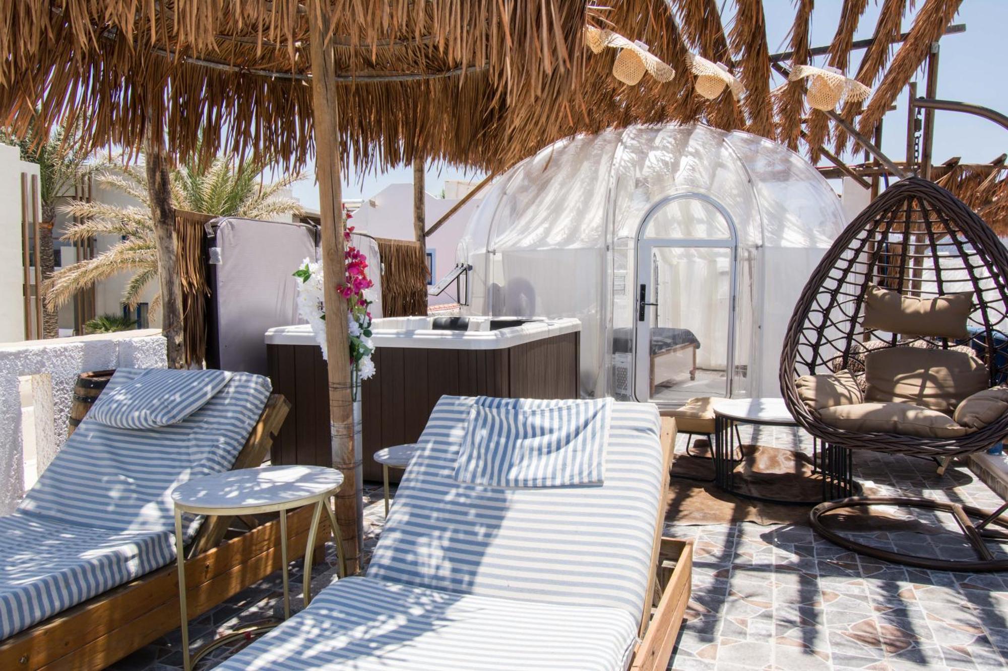 Luxury tent Gloo Glamping 